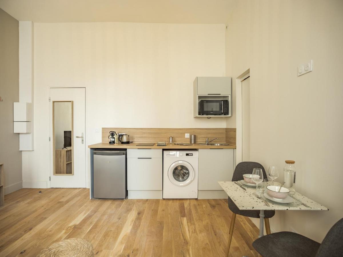Ateliers Begand Studio 6 - Proximite Gare - Parking Offert Apartment Troyes Exterior photo